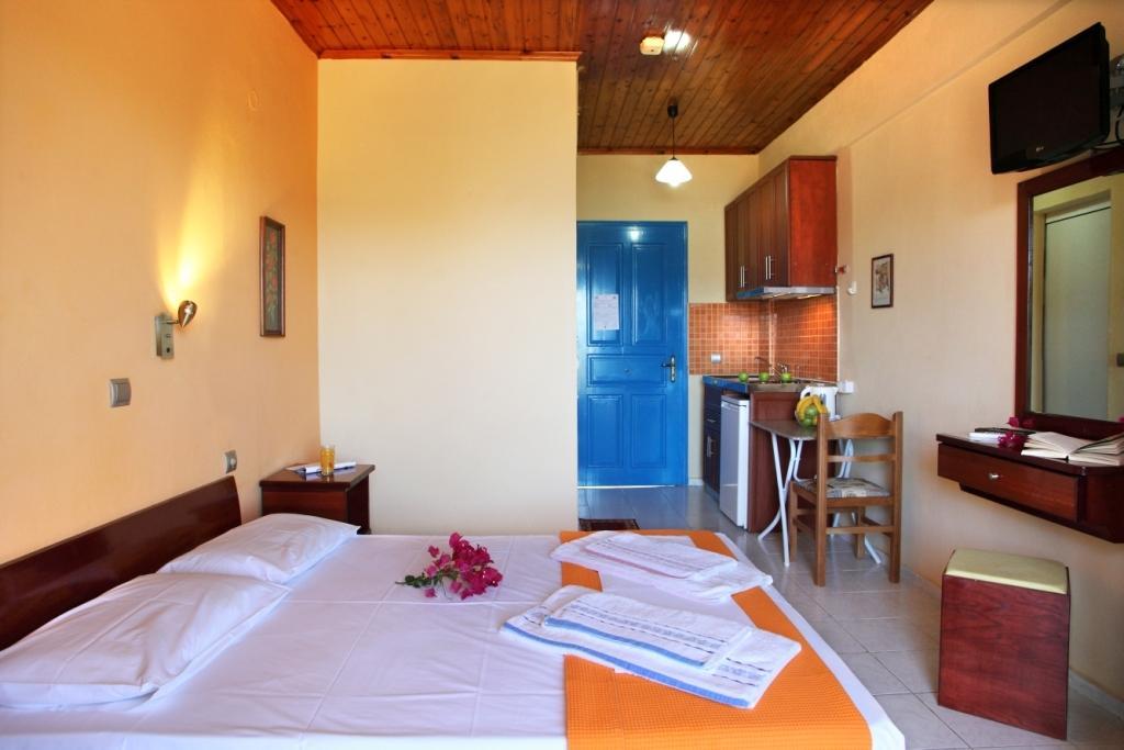Paradise Studios Katomerion Chambre photo